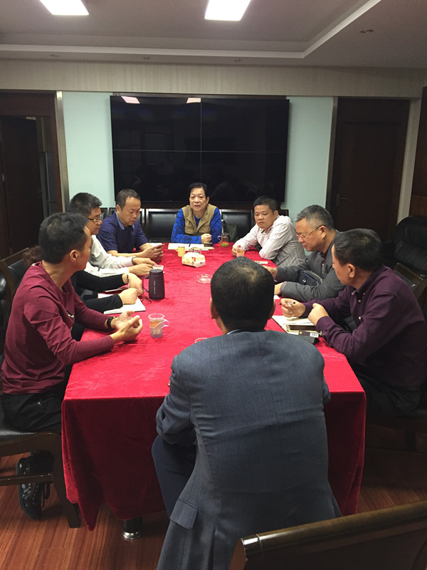 武汉混凝土协会召开会长特别会