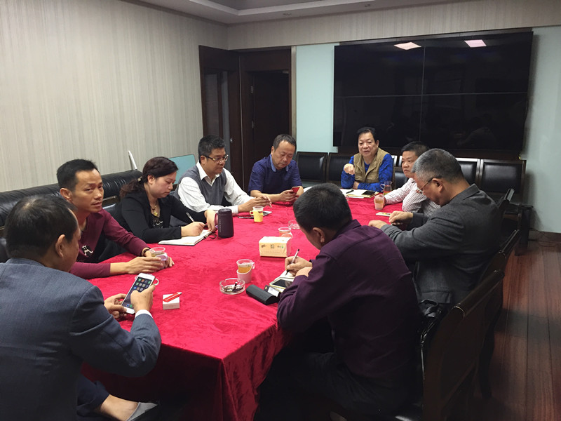 武汉混凝土协会召开会长特别会