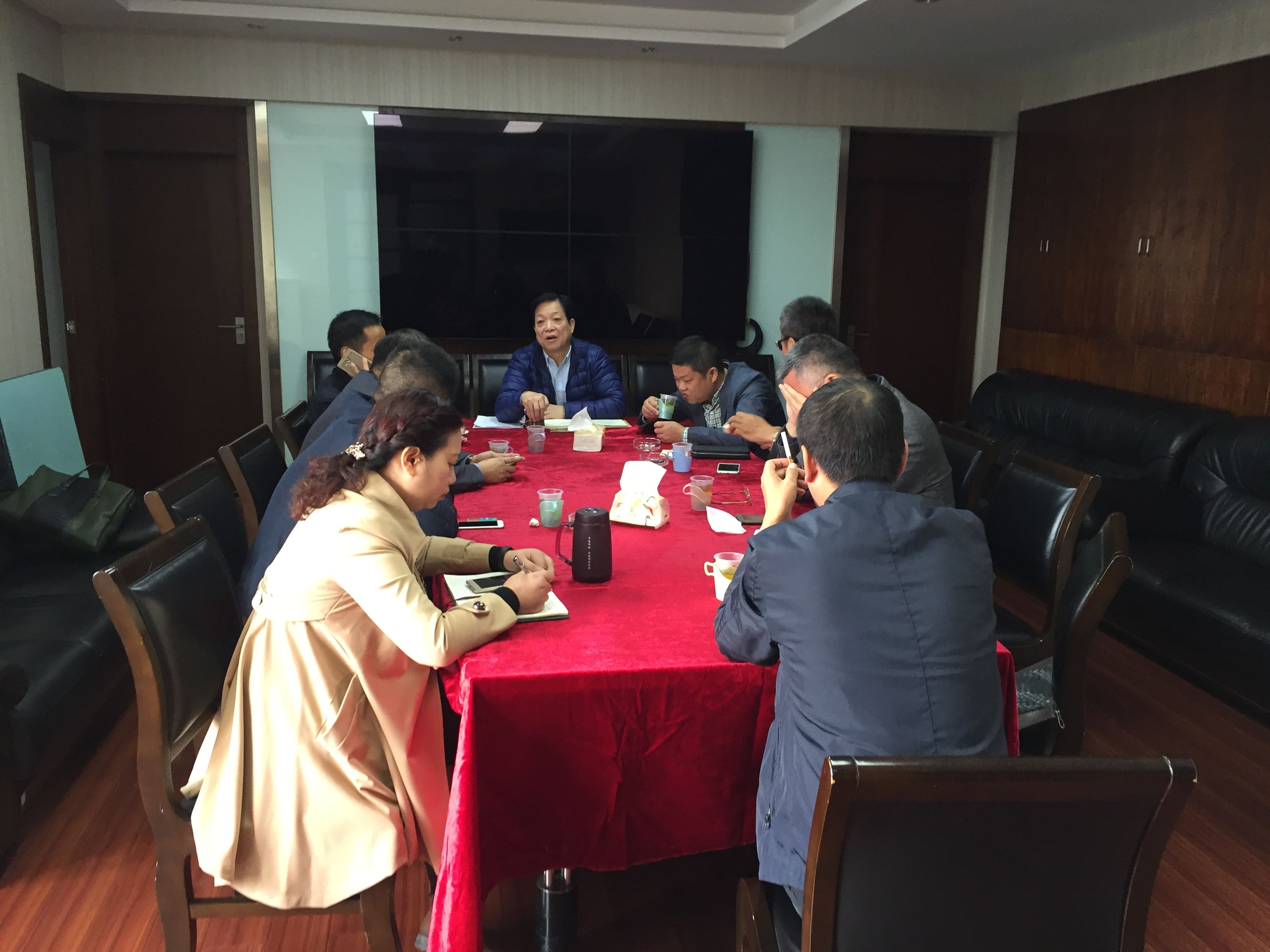 武汉混凝土协会召开会长会10.25
