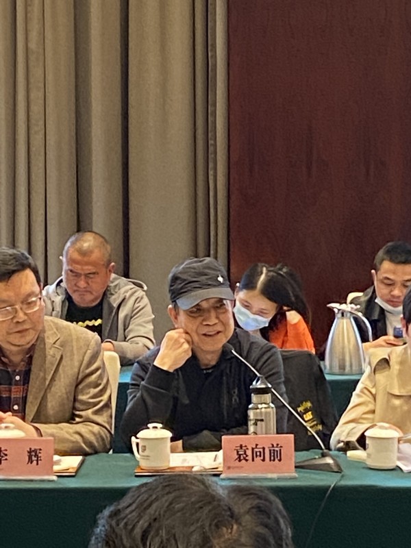 袁总2_副本.jpg 袁总2_副本.jpg