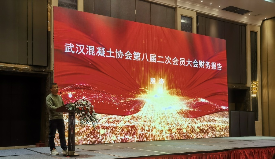 殷涛_副本.jpg 殷涛_副本.jpg