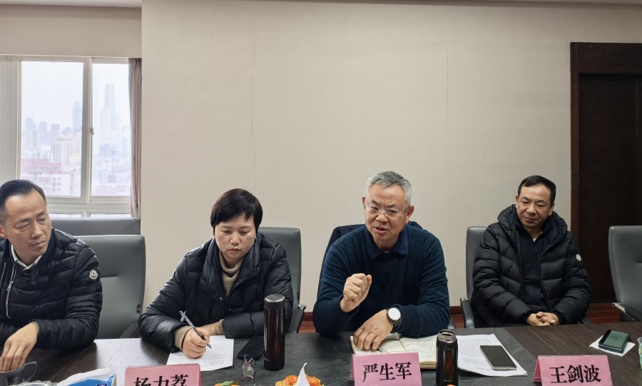 严会长1_副本.jpg 严会长1_副本.jpg