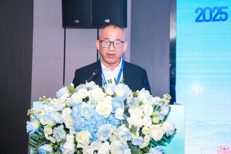 湖北省水泥协会执行会长王学军.jpg 湖北省水泥协会执行会长王学军.jpg