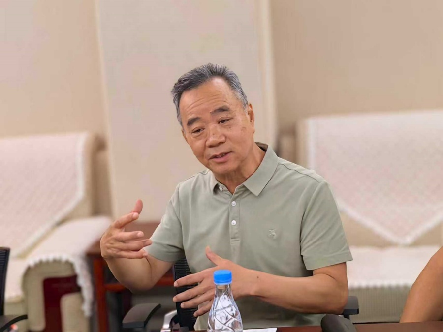 吴文贵_副本.jpg 吴文贵_副本.jpg