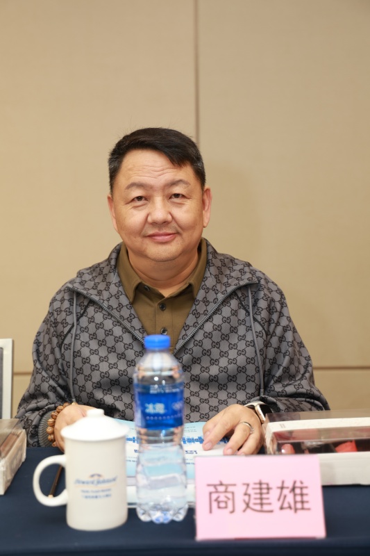 商建雄.jpg