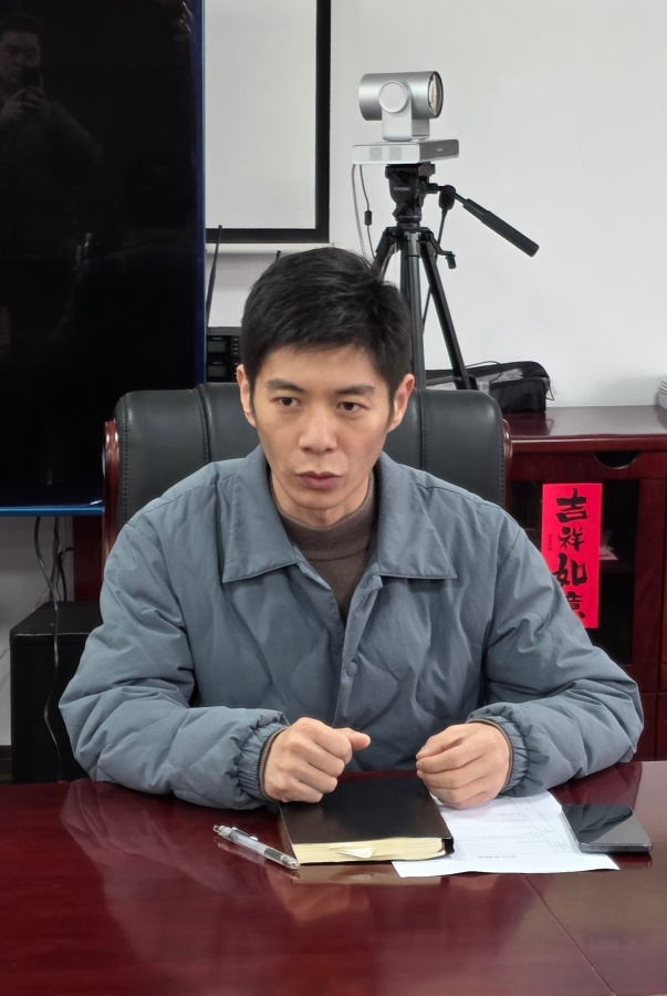 韩栩仟_副本.jpg 韩栩仟_副本.jpg